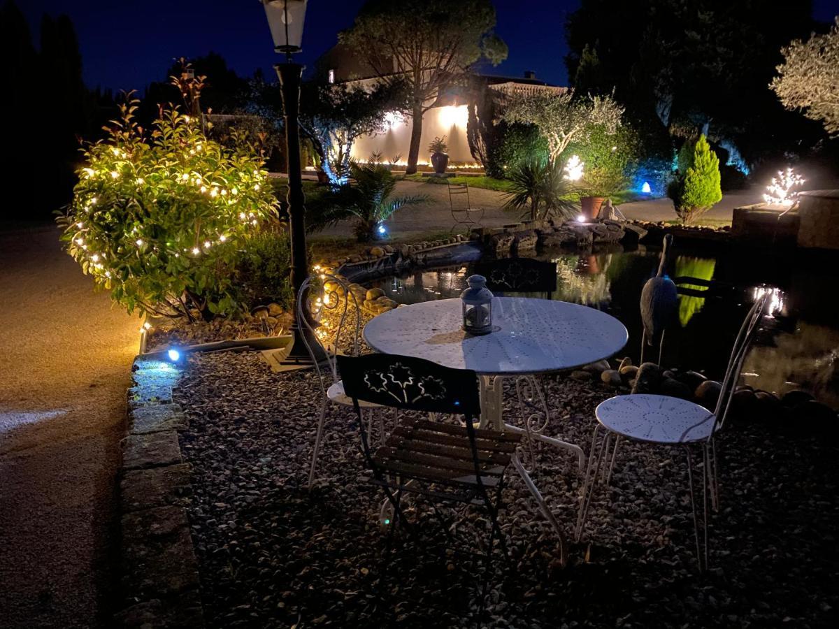 Mas Beau Soleil & Spa Cottages De Charme Avec Jacuzzi&Jardin Prives Saint-Remy-de-Provence Bagian luar foto